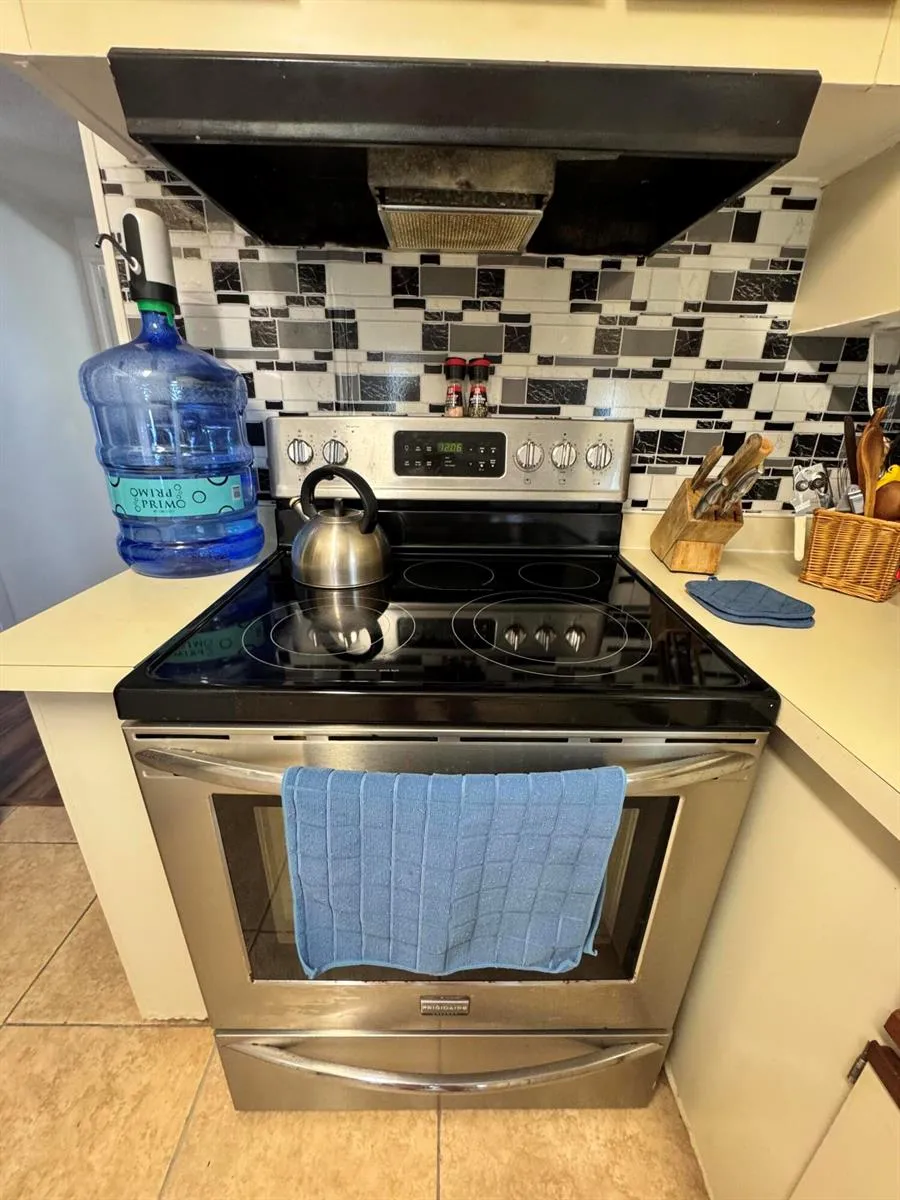 24 Villa Del Norte Fort Pierce, FL 34951