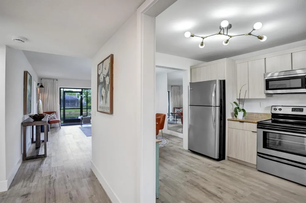 10442 Sunrise Lakes Boulevard #111 Sunrise, FL 33322