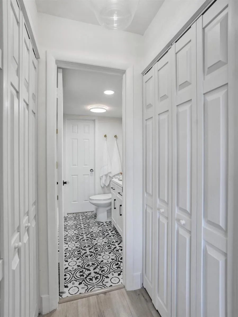 10442 Sunrise Lakes Boulevard #111 Sunrise, FL 33322