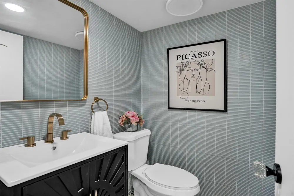 10442 Sunrise Lakes Boulevard #111 Sunrise, FL 33322