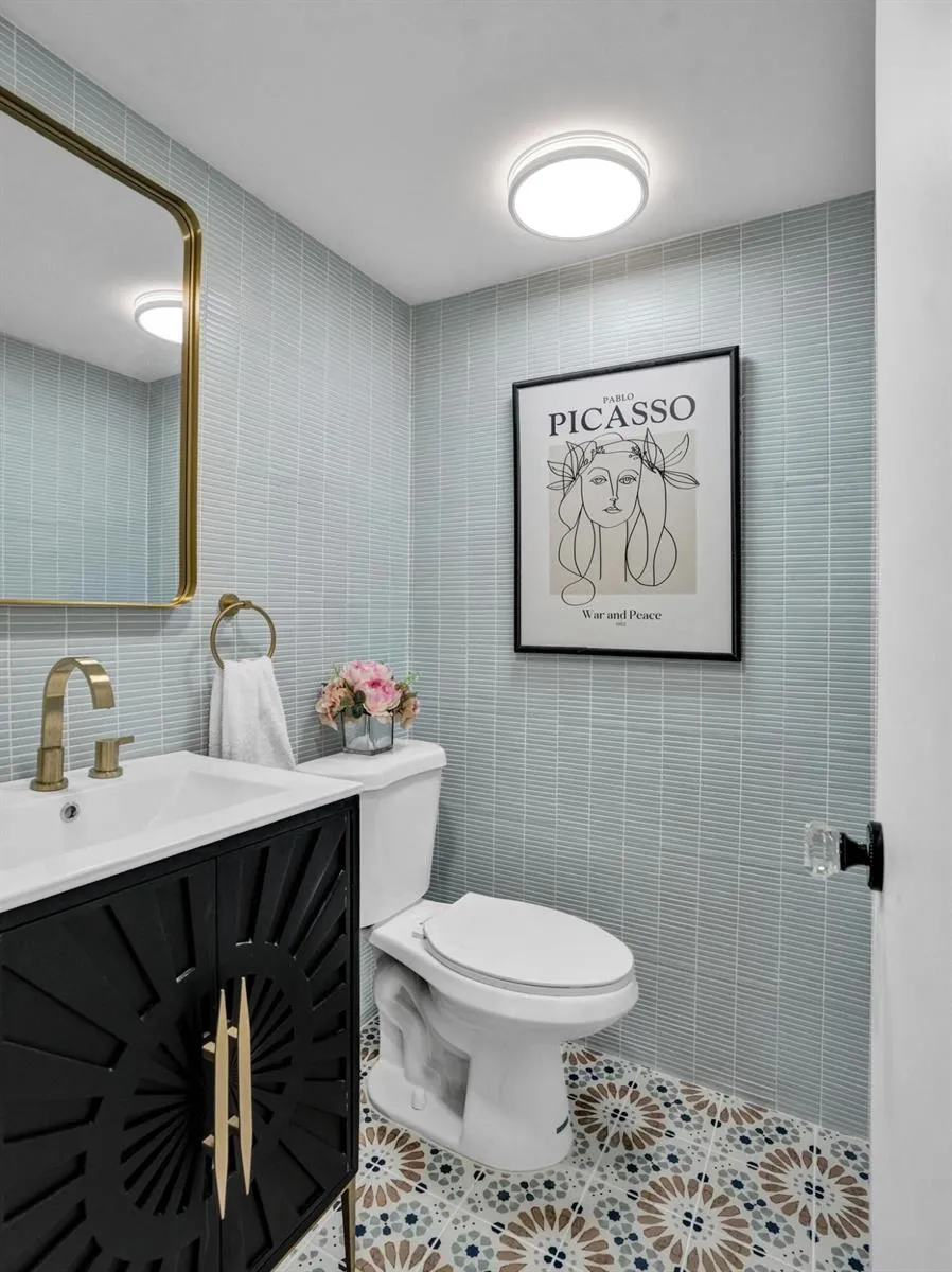 10442 Sunrise Lakes Boulevard #111 Sunrise, FL 33322