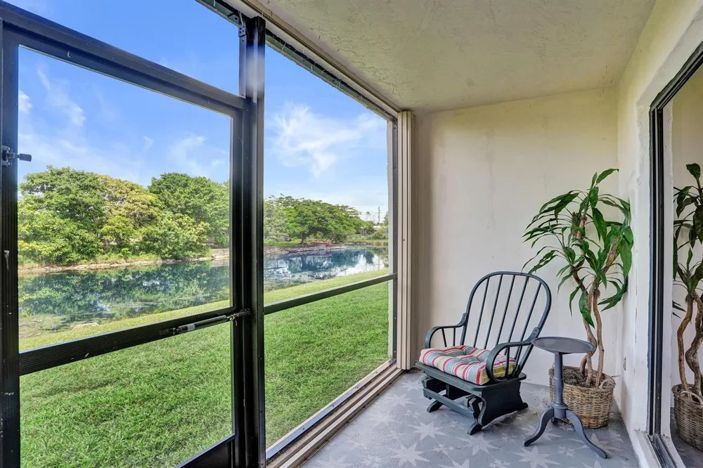 10442 Sunrise Lakes Boulevard #111 Sunrise, FL 33322