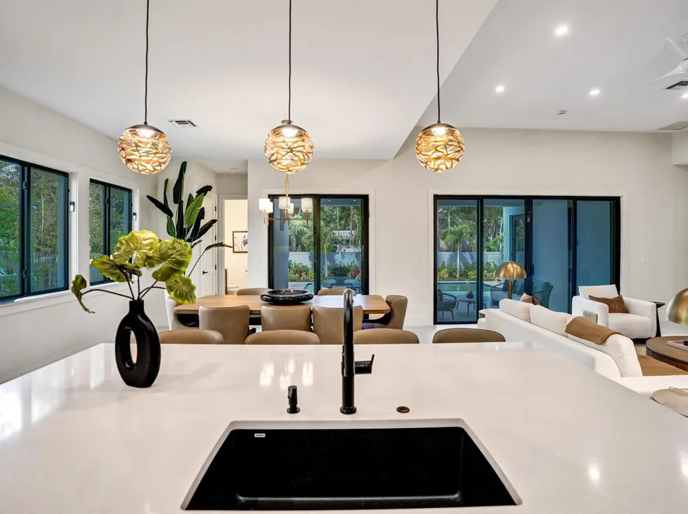 1523 NE 17th Way Fort Lauderdale, FL 33304