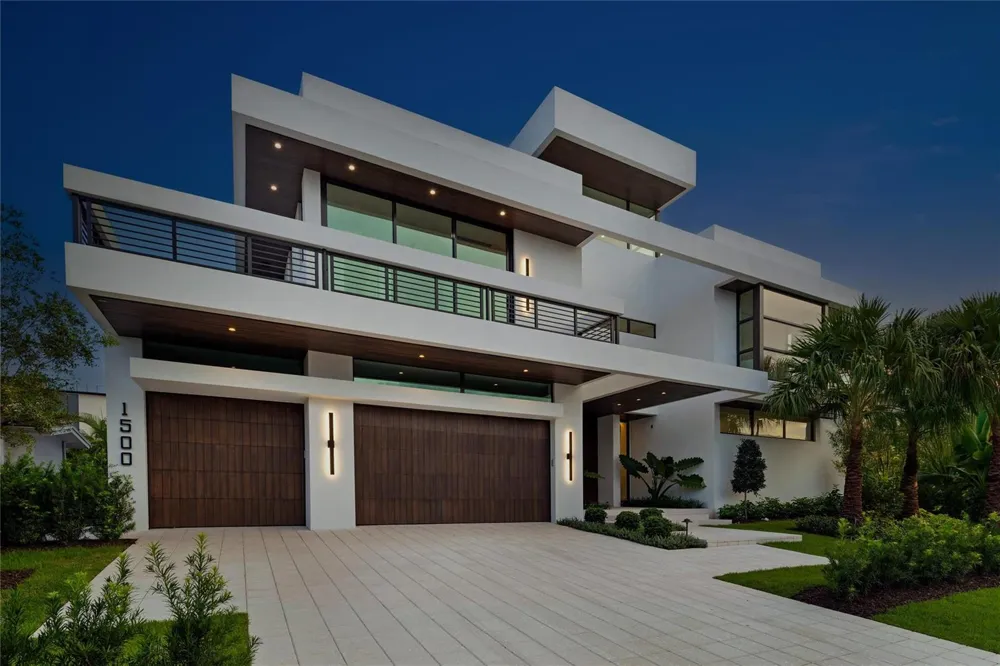 1500 SE 14th Street Fort Lauderdale, FL 33316