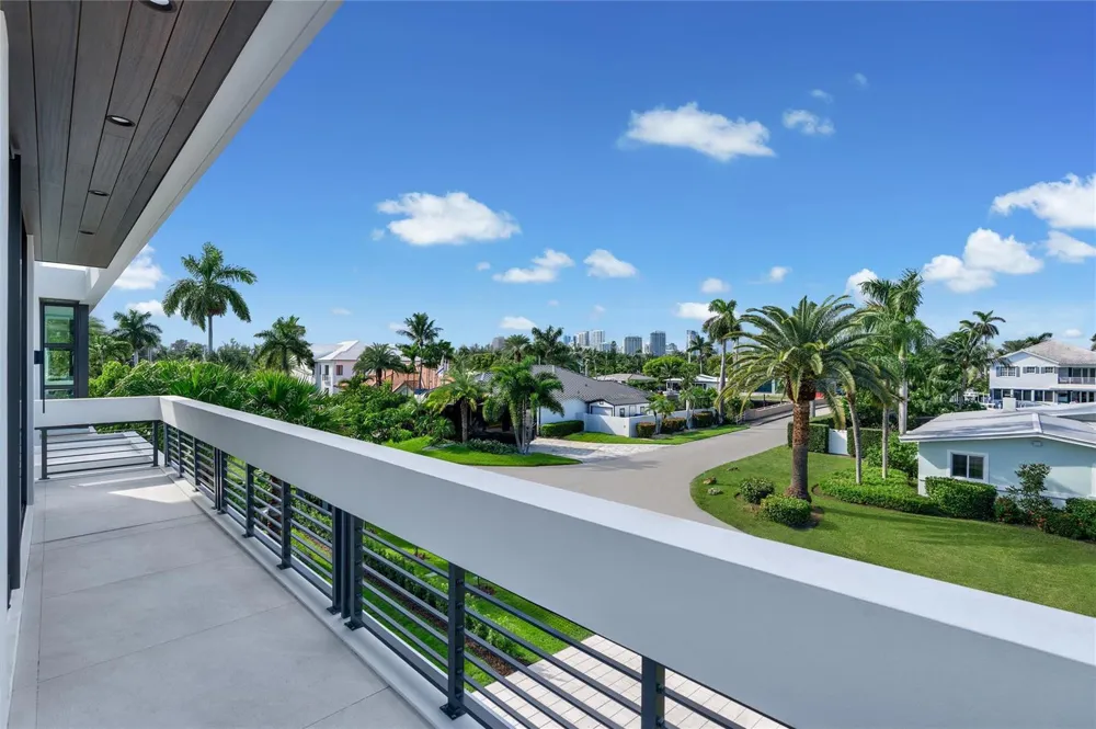 1500 SE 14th Street Fort Lauderdale, FL 33316
