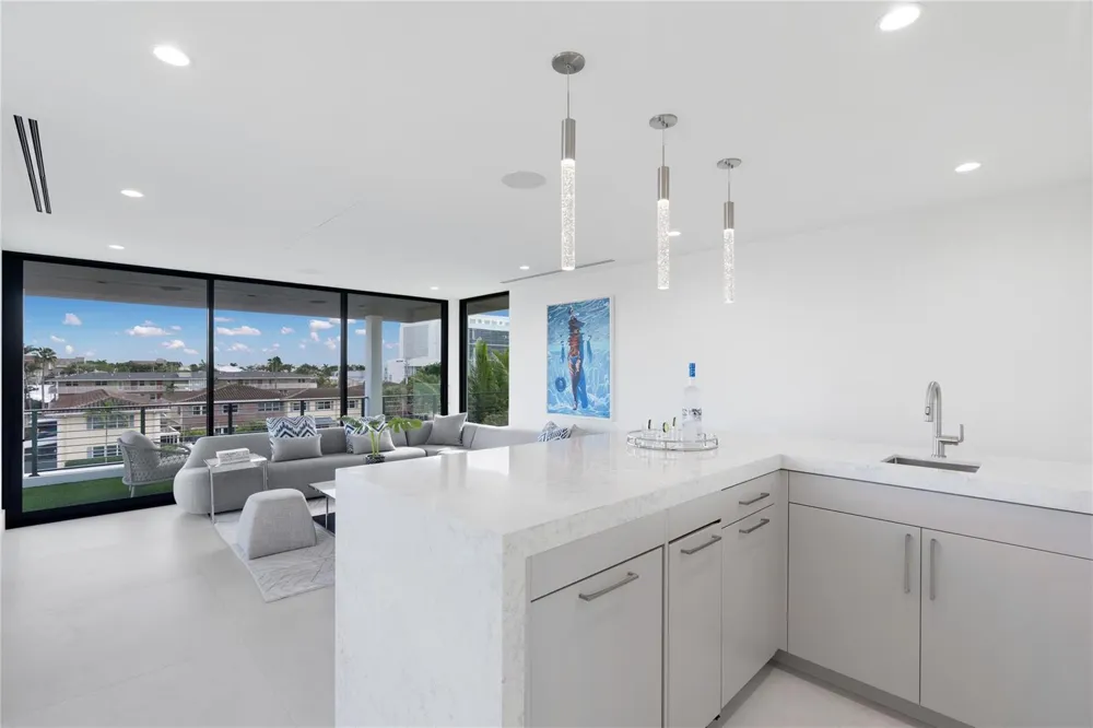 1500 SE 14th Street Fort Lauderdale, FL 33316