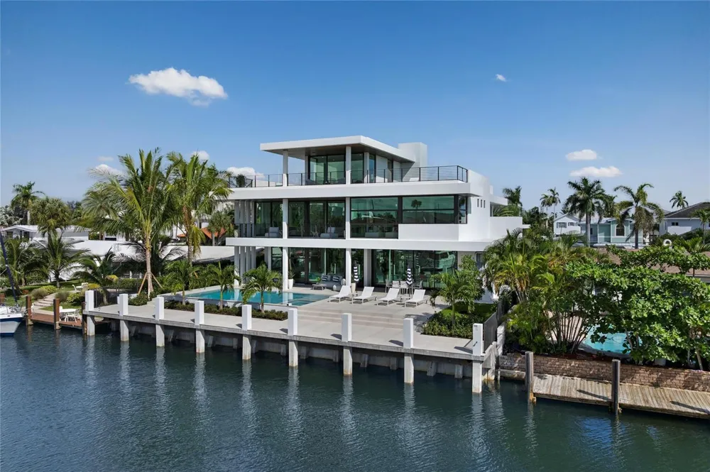 1500 SE 14th Street Fort Lauderdale, FL 33316