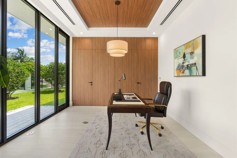2035 Intracoastal Drive Fort Lauderdale, FL 33305