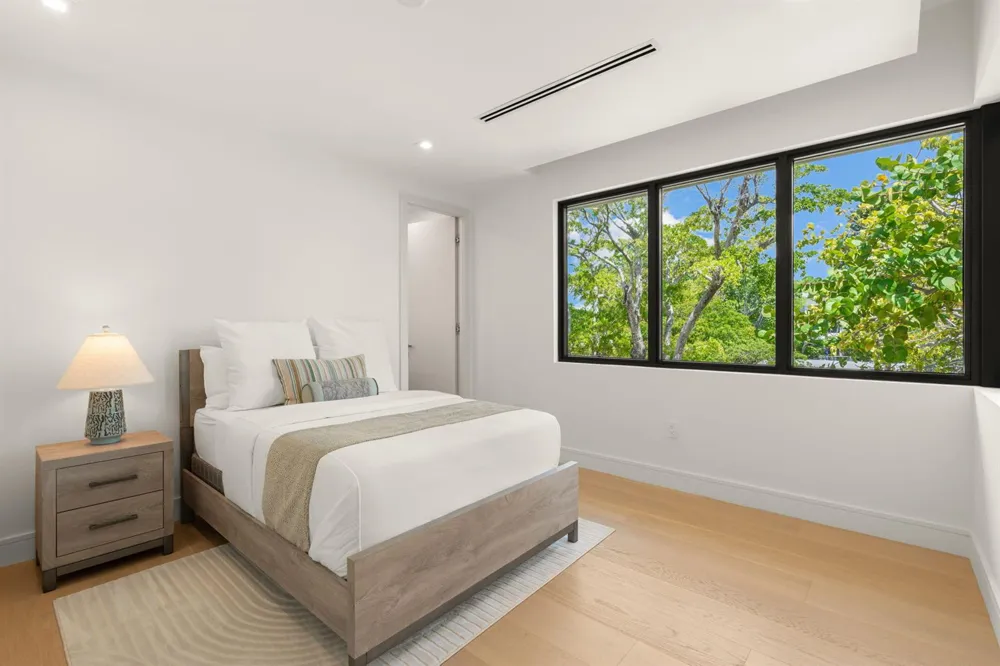 2035 Intracoastal Drive Fort Lauderdale, FL 33305