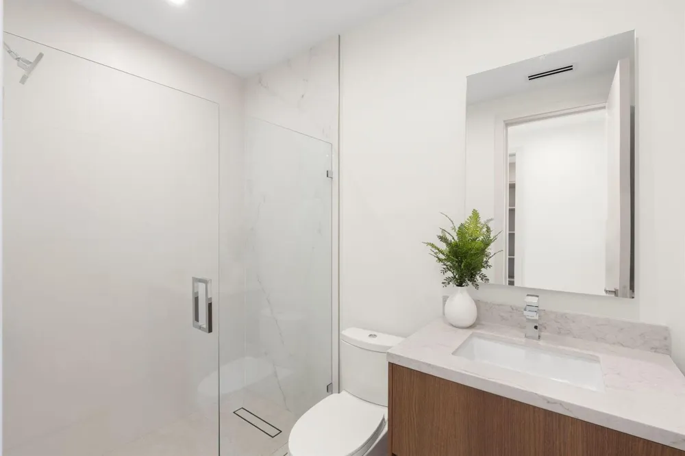 2035 Intracoastal Drive Fort Lauderdale, FL 33305