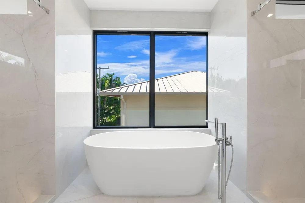 2035 Intracoastal Drive Fort Lauderdale, FL 33305