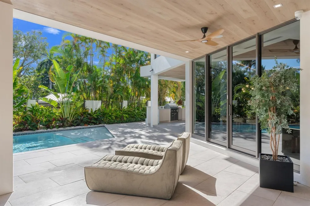 2035 Intracoastal Drive Fort Lauderdale, FL 33305