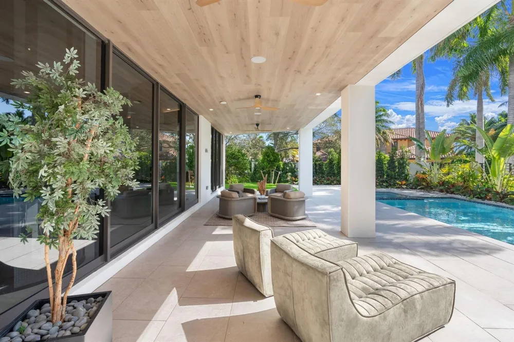 2035 Intracoastal Drive Fort Lauderdale, FL 33305