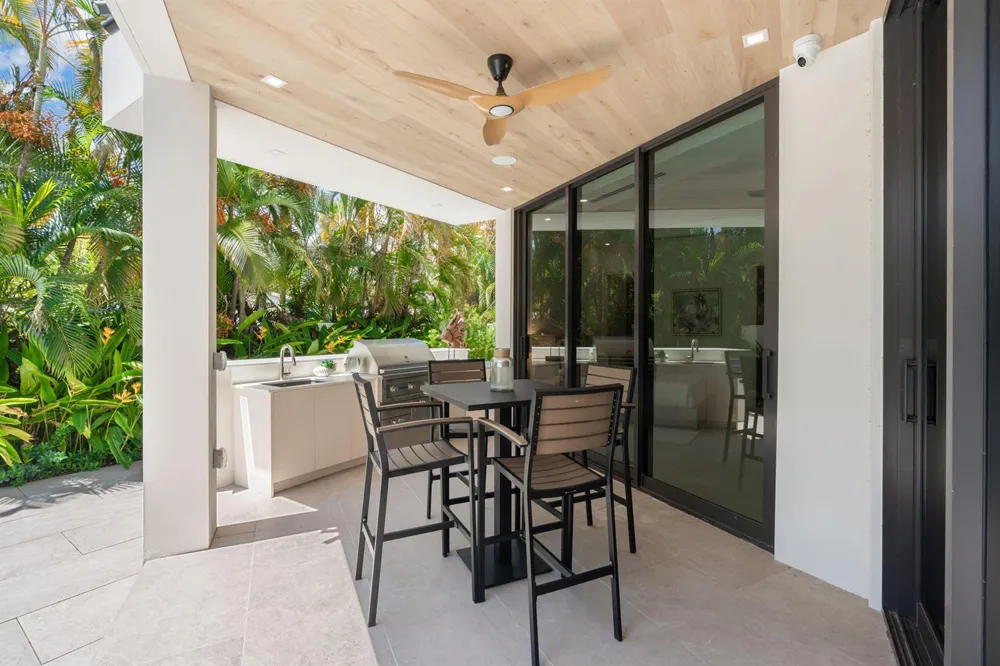 2035 Intracoastal Drive Fort Lauderdale, FL 33305