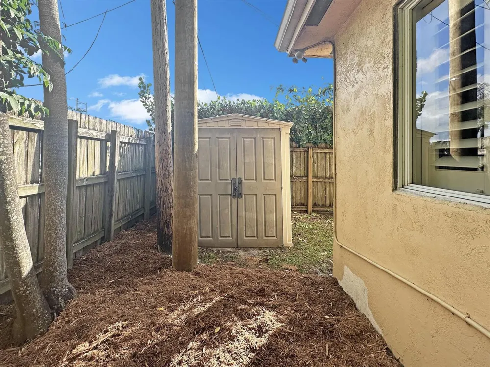 2936 NW 9th Terrace Wilton Manors, FL 33311