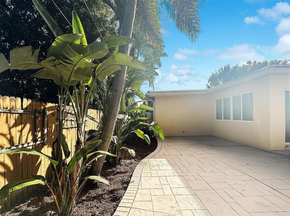 2936 NW 9th Terrace Wilton Manors, FL 33311