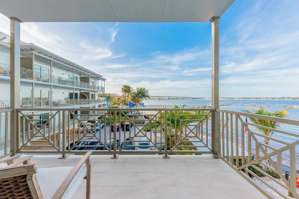 41 SW Seminole Street #306 Stuart, FL 34994