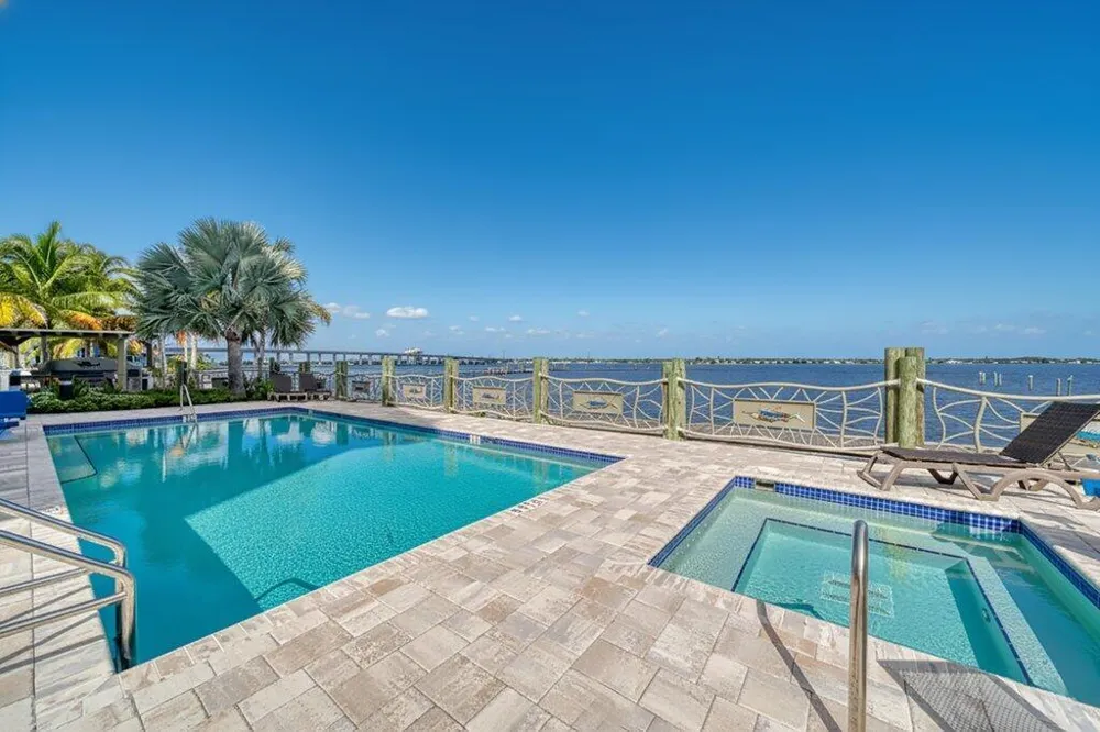 41 SW Seminole Street #306 Stuart, FL 34994