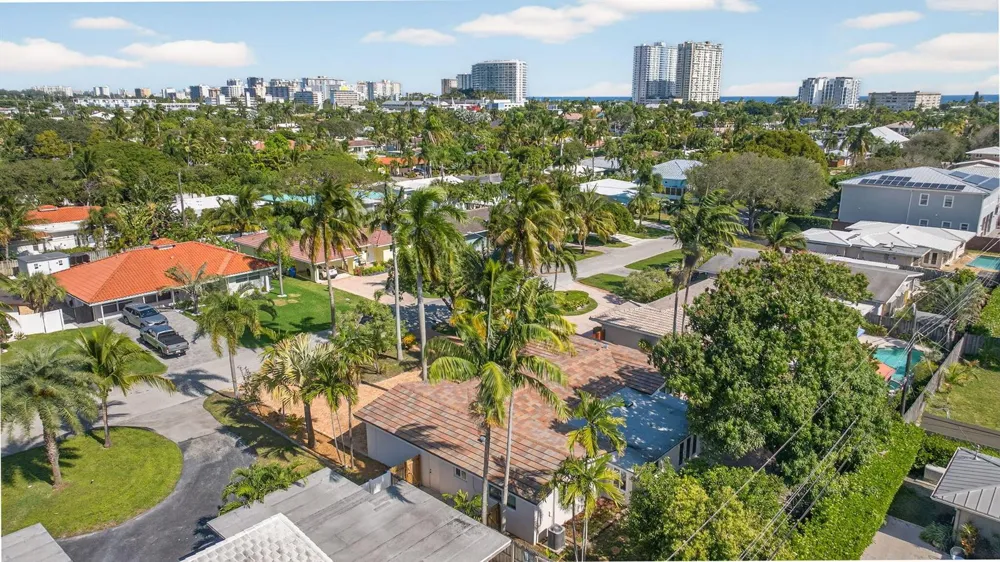 2580 SE 5th Court Pompano Beach, FL 33062