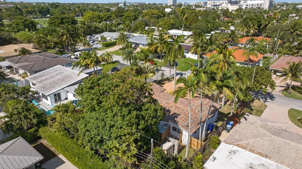 2580 SE 5th Court Pompano Beach, FL 33062