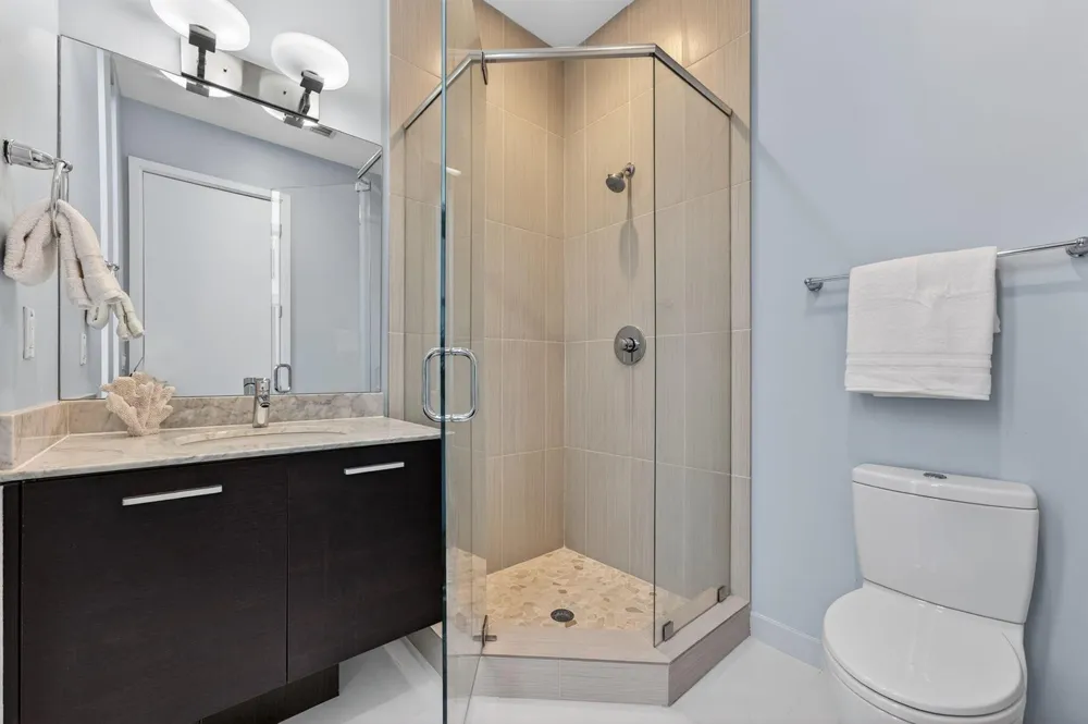 2743 NE 1st Street Pompano Beach, FL 33062