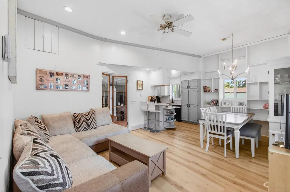 6647 Paul Mar Drive Lantana, FL 33462