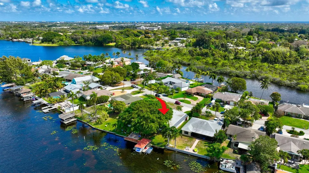 6647 Paul Mar Drive Lantana, FL 33462