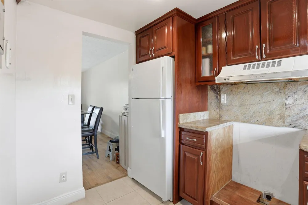 4161 NW 26th Street #308 Lauderhill, FL 33313