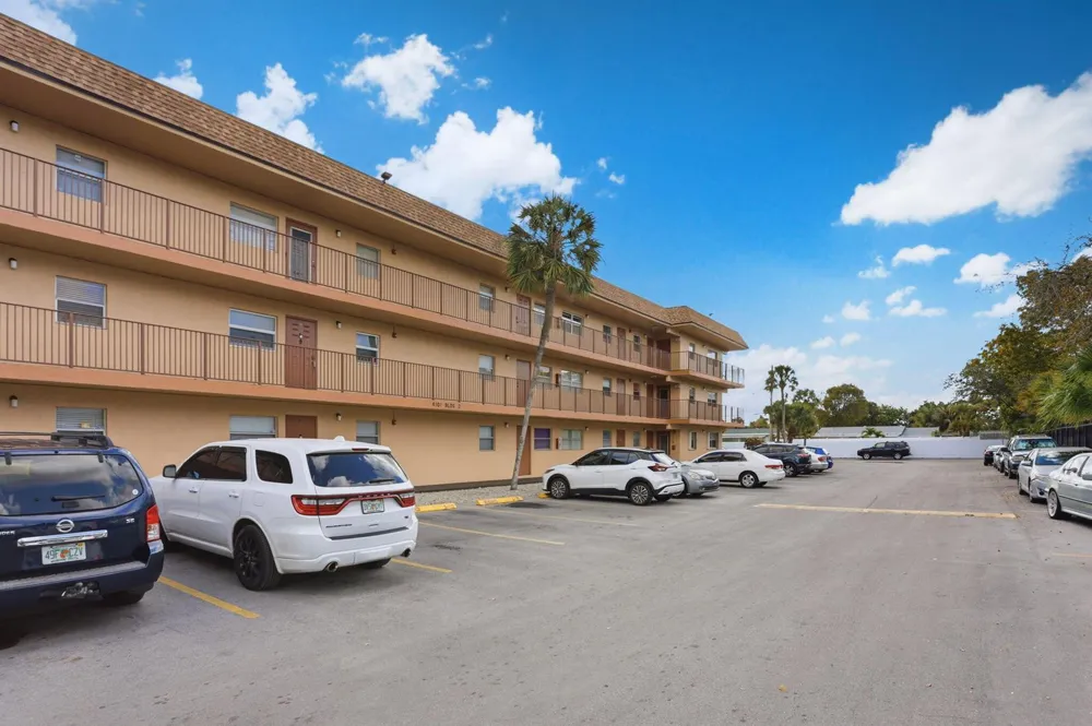 4161 NW 26th Street #308 Lauderhill, FL 33313