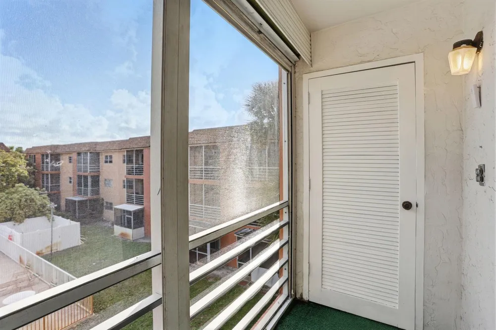 4161 NW 26th Street #308 Lauderhill, FL 33313