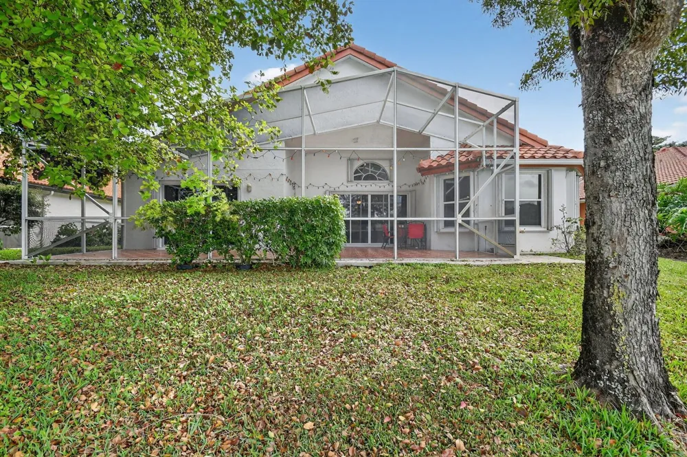 2453 Stonegate Drive Wellington, FL 33414