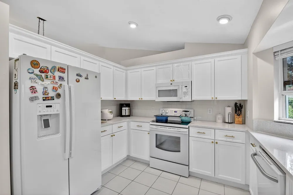 2453 Stonegate Drive Wellington, FL 33414