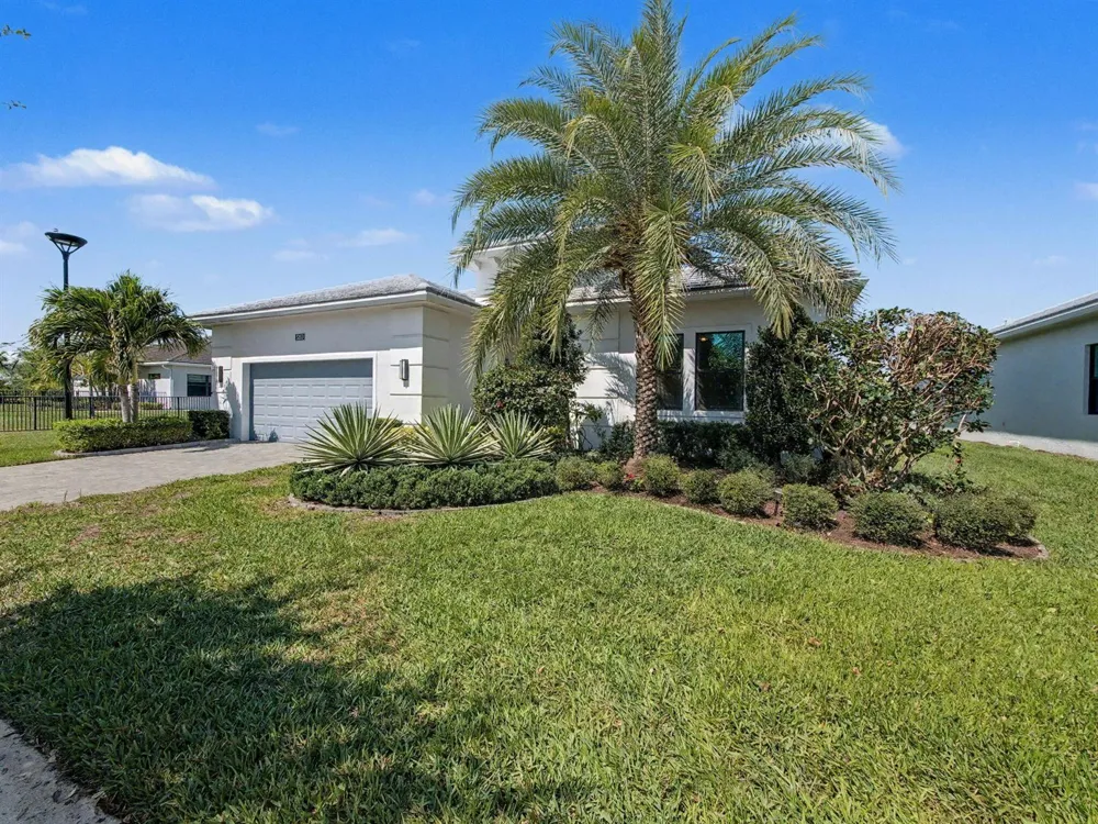 5353 Siesta Key Lane Westlake, FL 33470