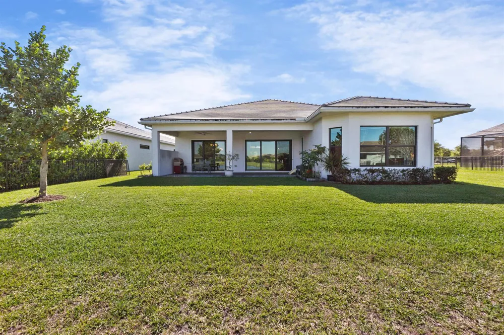 5353 Siesta Key Lane Westlake, FL 33470