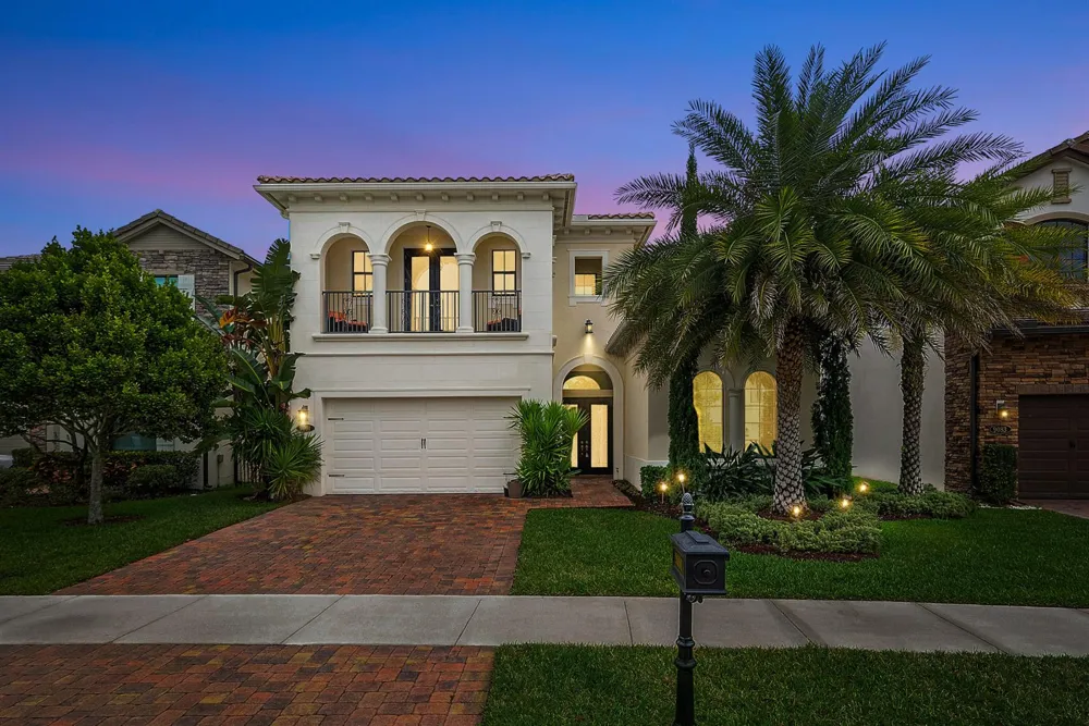 9091 Grand Prix Lane Boynton Beach, FL 33472