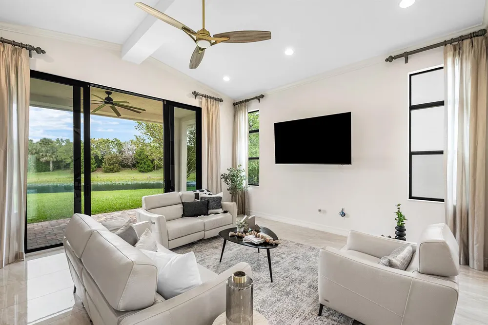 9091 Grand Prix Lane Boynton Beach, FL 33472
