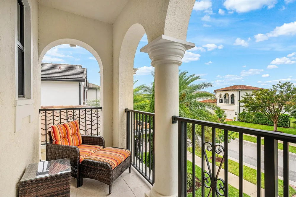 9091 Grand Prix Lane Boynton Beach, FL 33472
