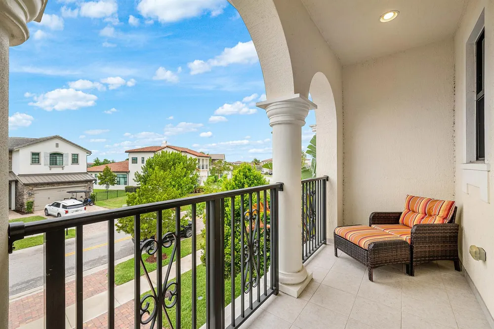 9091 Grand Prix Lane Boynton Beach, FL 33472