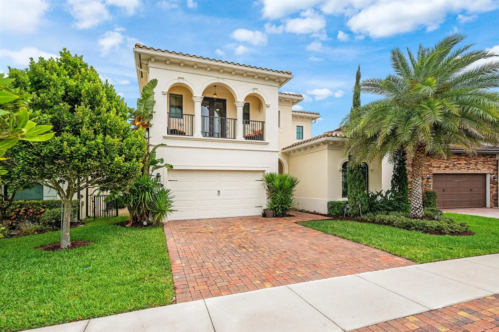 9091 Grand Prix Lane Boynton Beach, FL 33472