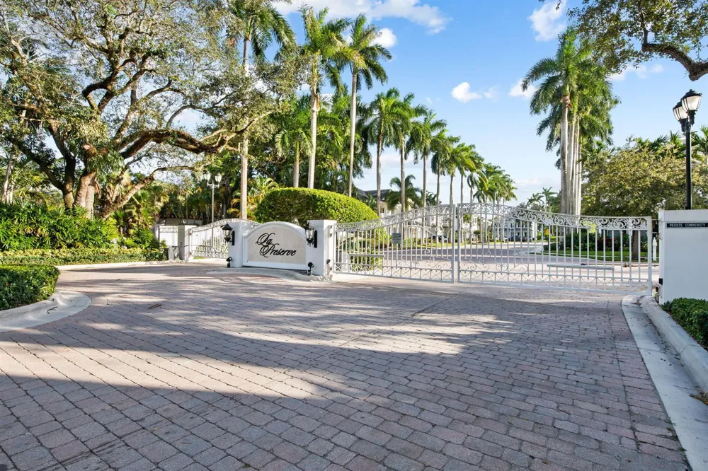 1421 SW 20th Court Fort Lauderdale, FL 33315