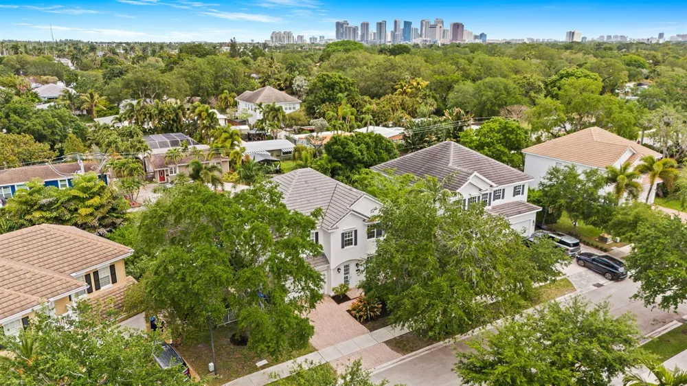 1421 SW 20th Court Fort Lauderdale, FL 33315