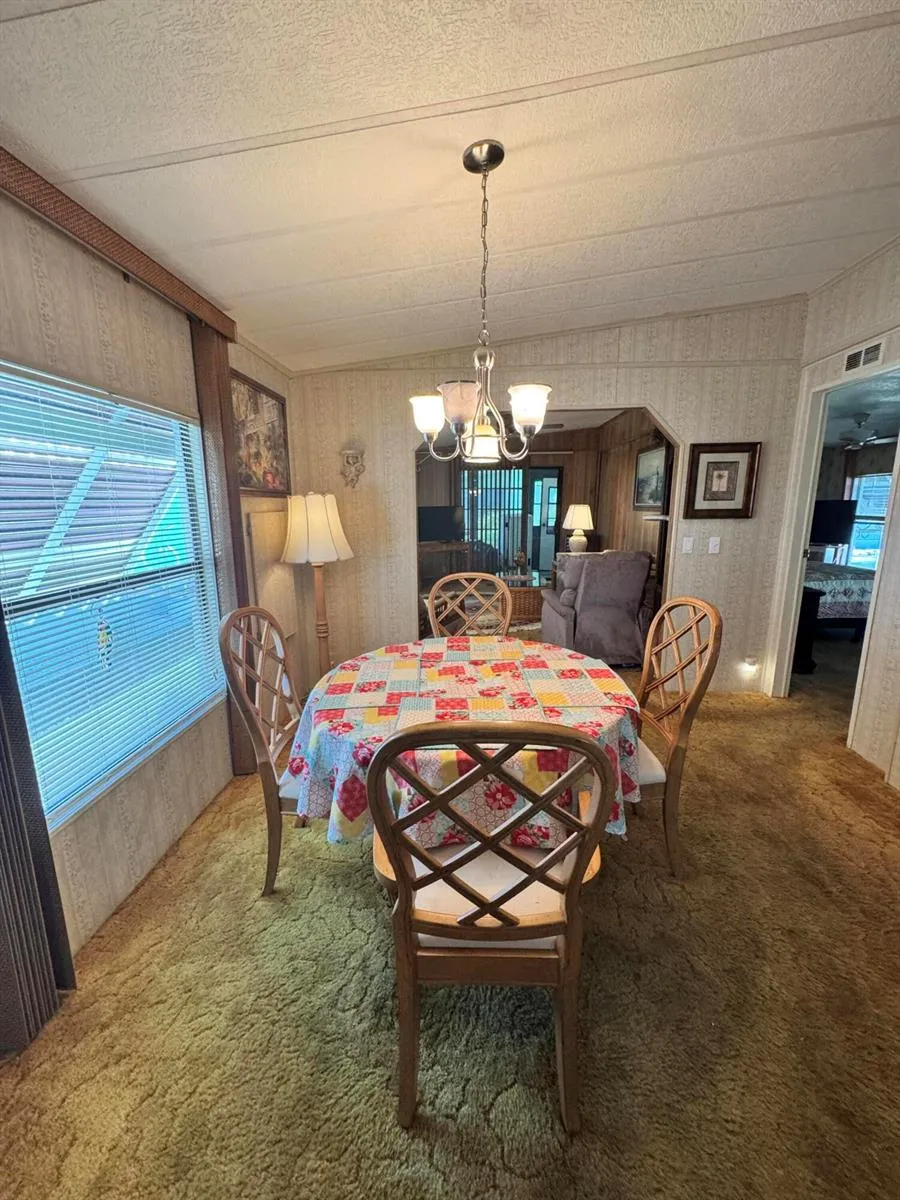 37 San Roberto Fort Pierce, FL 34951