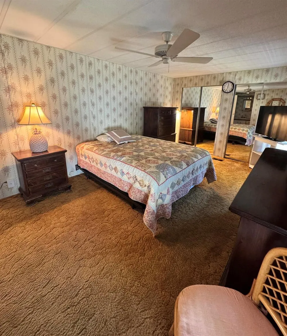 37 San Roberto Fort Pierce, FL 34951