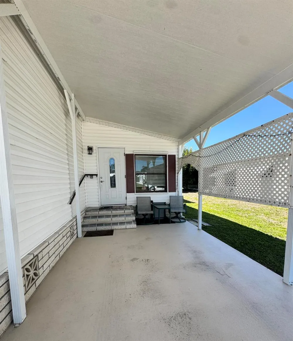 37 San Roberto Fort Pierce, FL 34951