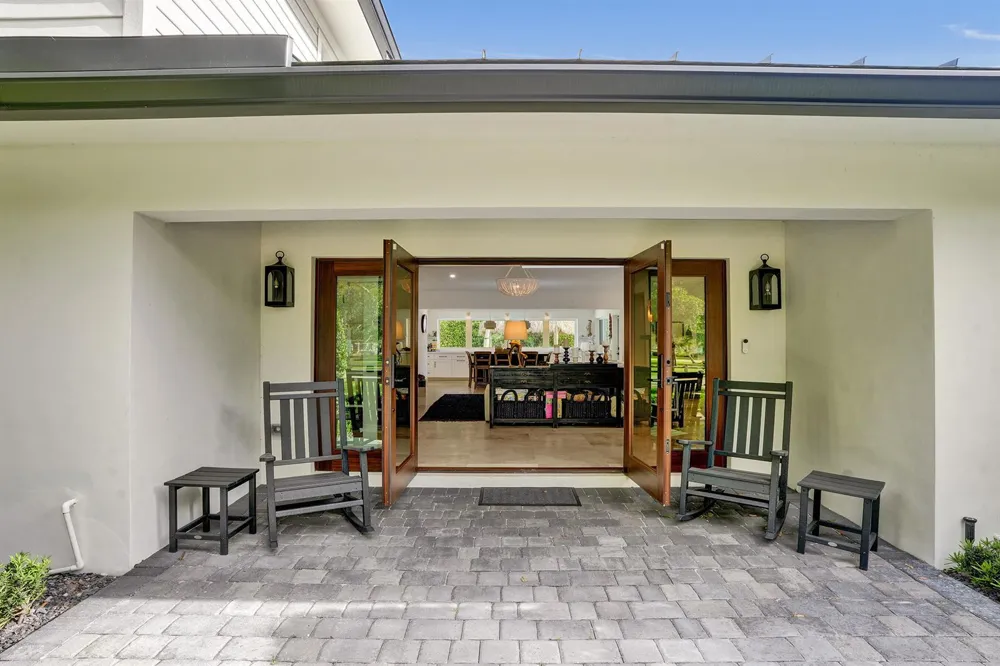 2421 NE 12th Street Fort Lauderdale, FL 33304