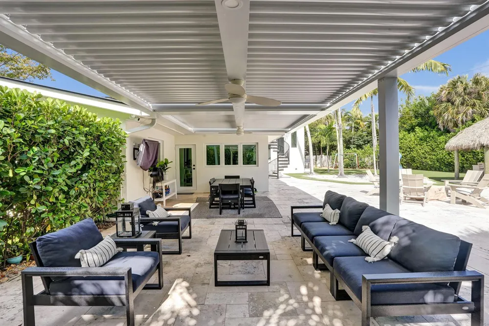 2421 NE 12th Street Fort Lauderdale, FL 33304