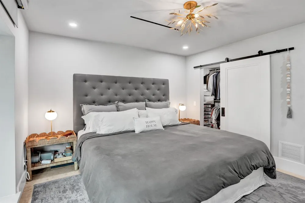 2421 NE 12th Street Fort Lauderdale, FL 33304