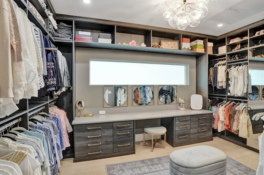 2421 NE 12th Street Fort Lauderdale, FL 33304