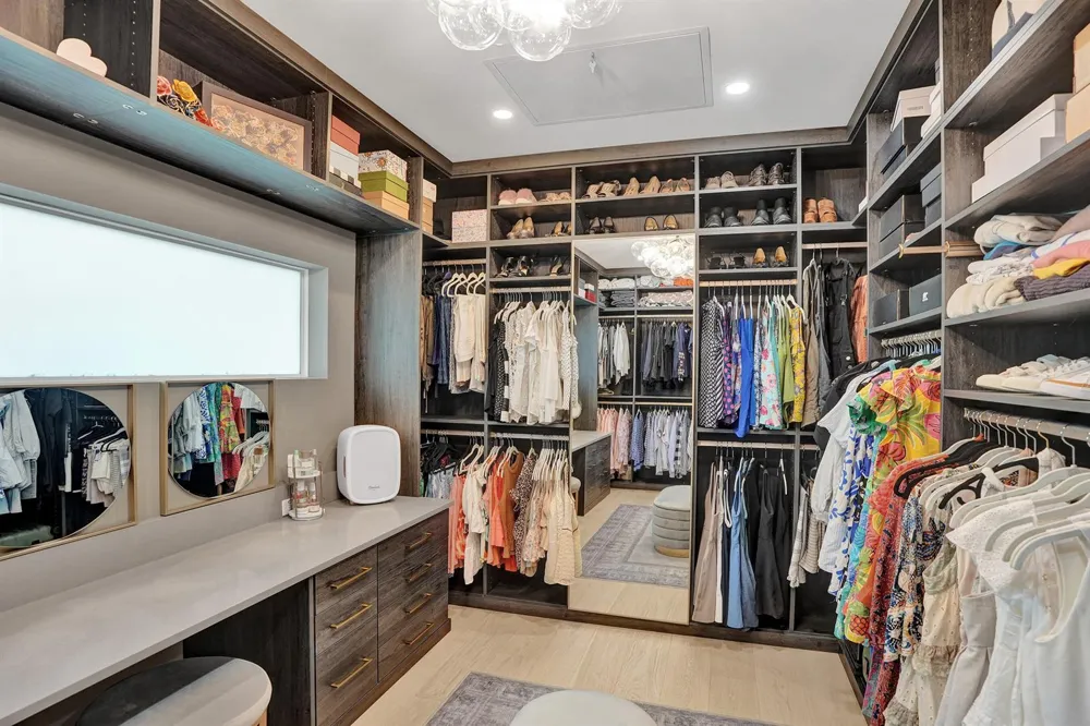 2421 NE 12th Street Fort Lauderdale, FL 33304
