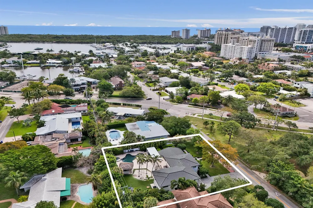 2421 NE 12th Street Fort Lauderdale, FL 33304